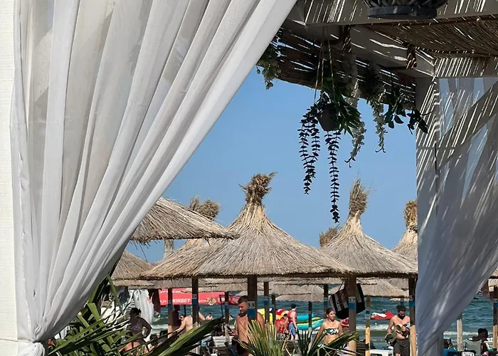 Hotel Manor Navodari