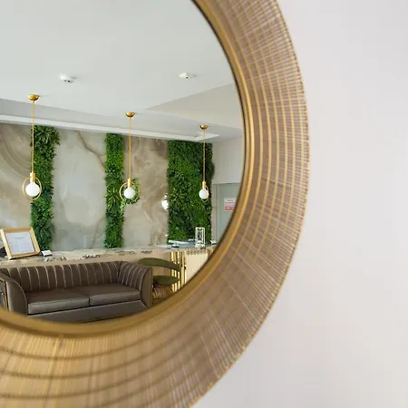 Otel Manor 4*